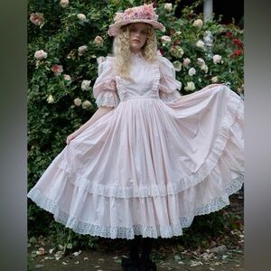 Confection French Storybook XS